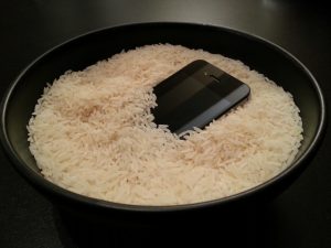 phone in rice